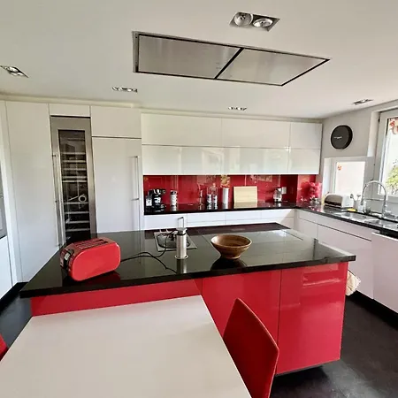 Сasa de vacaciones House With Swimming Pool Near Strasbourg